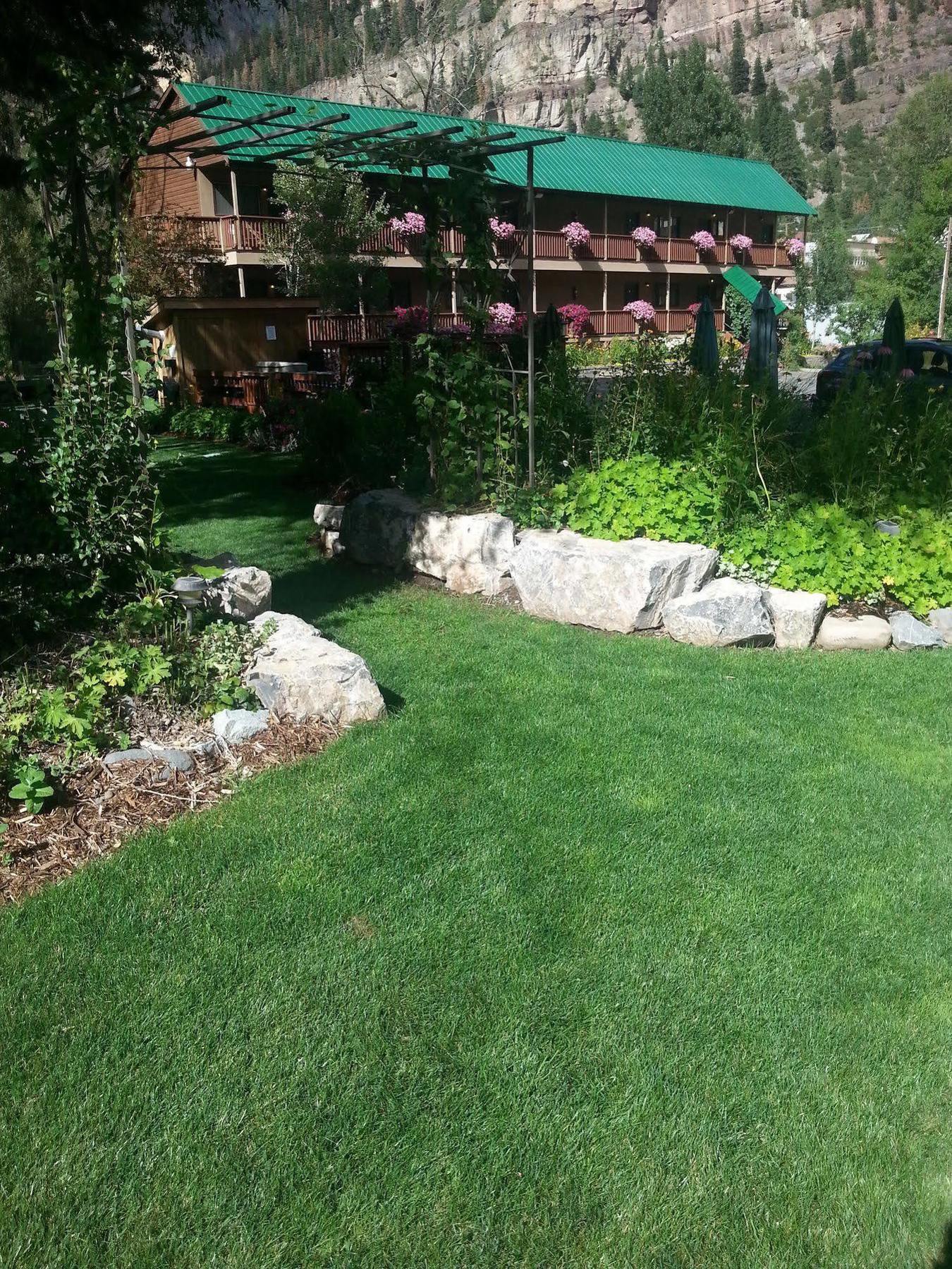 אוראיי Rivers Edge Motel Lodge & Resort מראה חיצוני תמונה
