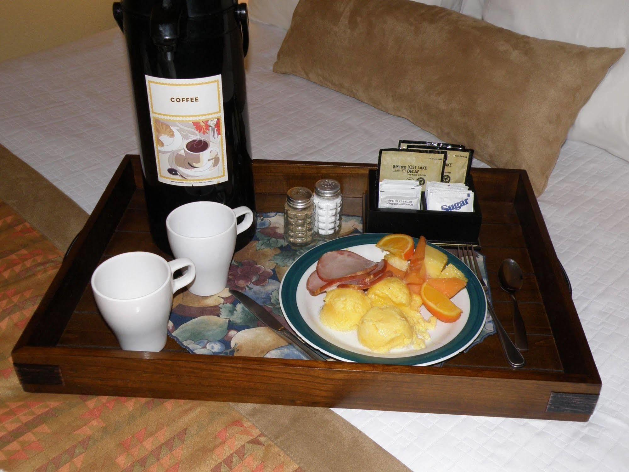אוראיי Rivers Edge Motel Lodge & Resort מראה חיצוני תמונה