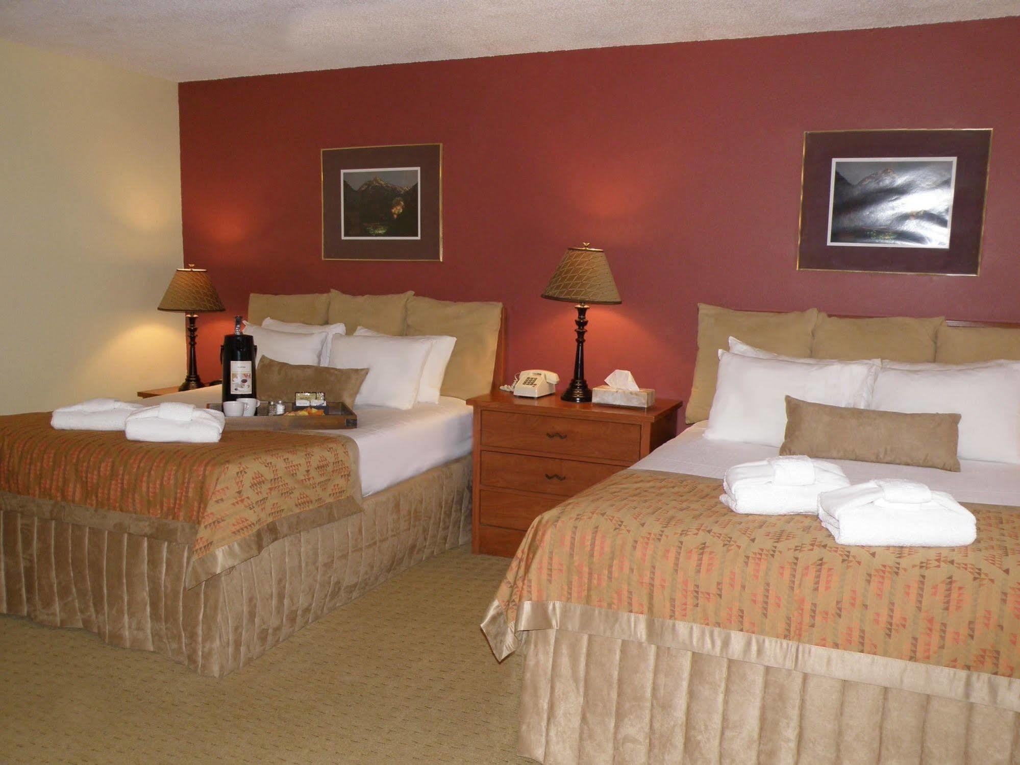 אוראיי Rivers Edge Motel Lodge & Resort מראה חיצוני תמונה