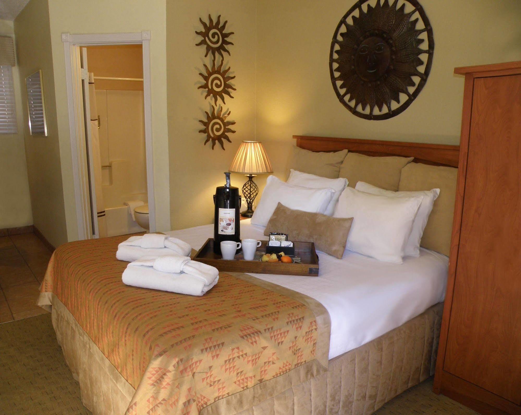 אוראיי Rivers Edge Motel Lodge & Resort מראה חיצוני תמונה