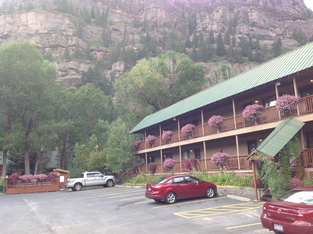 אוראיי Rivers Edge Motel Lodge & Resort מראה חיצוני תמונה