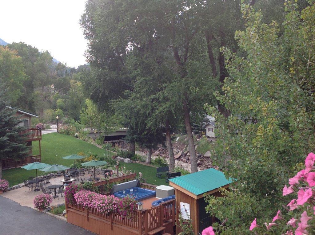אוראיי Rivers Edge Motel Lodge & Resort מראה חיצוני תמונה